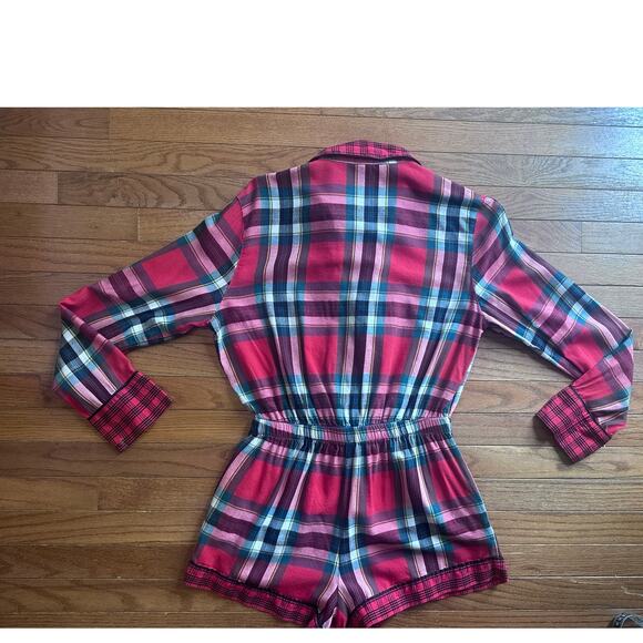 Victoria Secret Sleep Romper Plaid Red DREAM Small - Picture 4 of 10